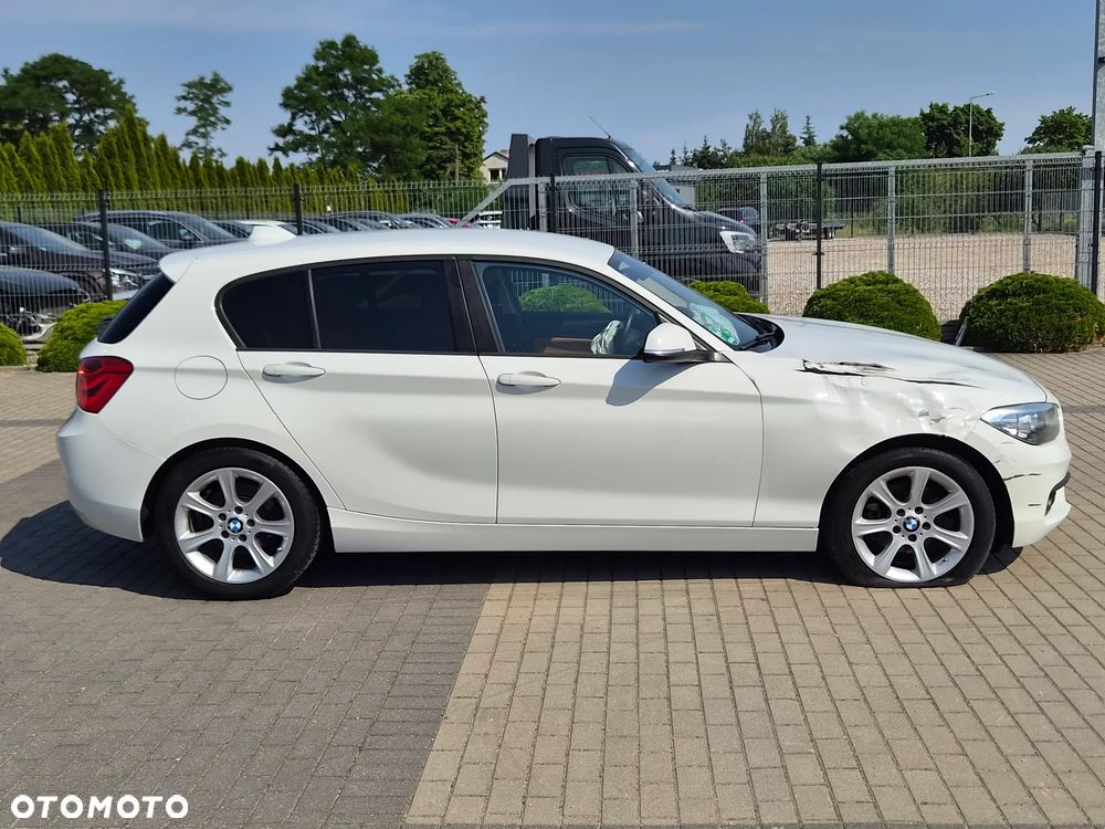 BMW Seria 1 120d Edition Metropolitan - 8