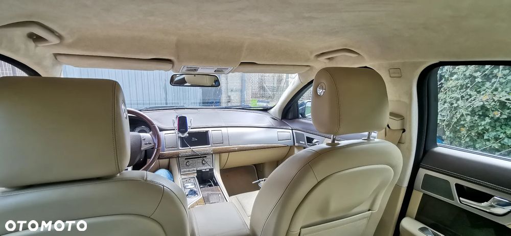 Jaguar XF 3.0 V6 D S Premium Luxury - 6