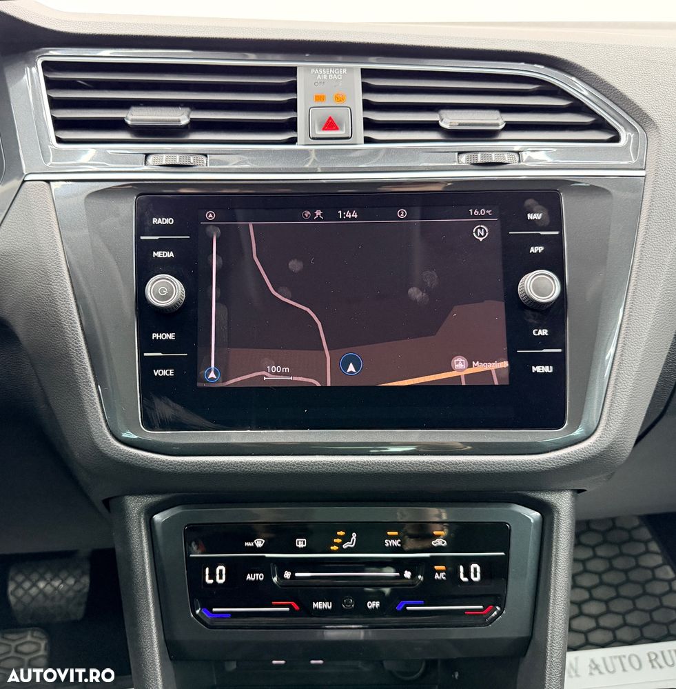 Volkswagen Tiguan ver-2-0-tdi-dsg-elegance - 32