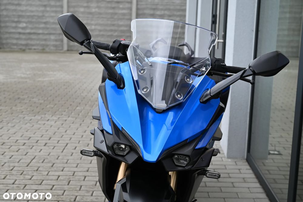 Suzuki GSX 1000 - 6