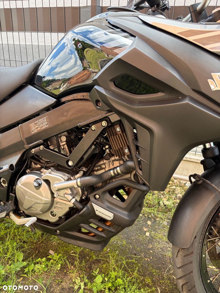 Suzuki DL - 10