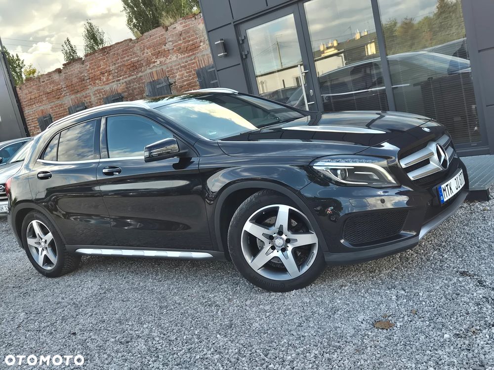 Mercedes-Benz GLA 250 UrbanStyle Edition - 15