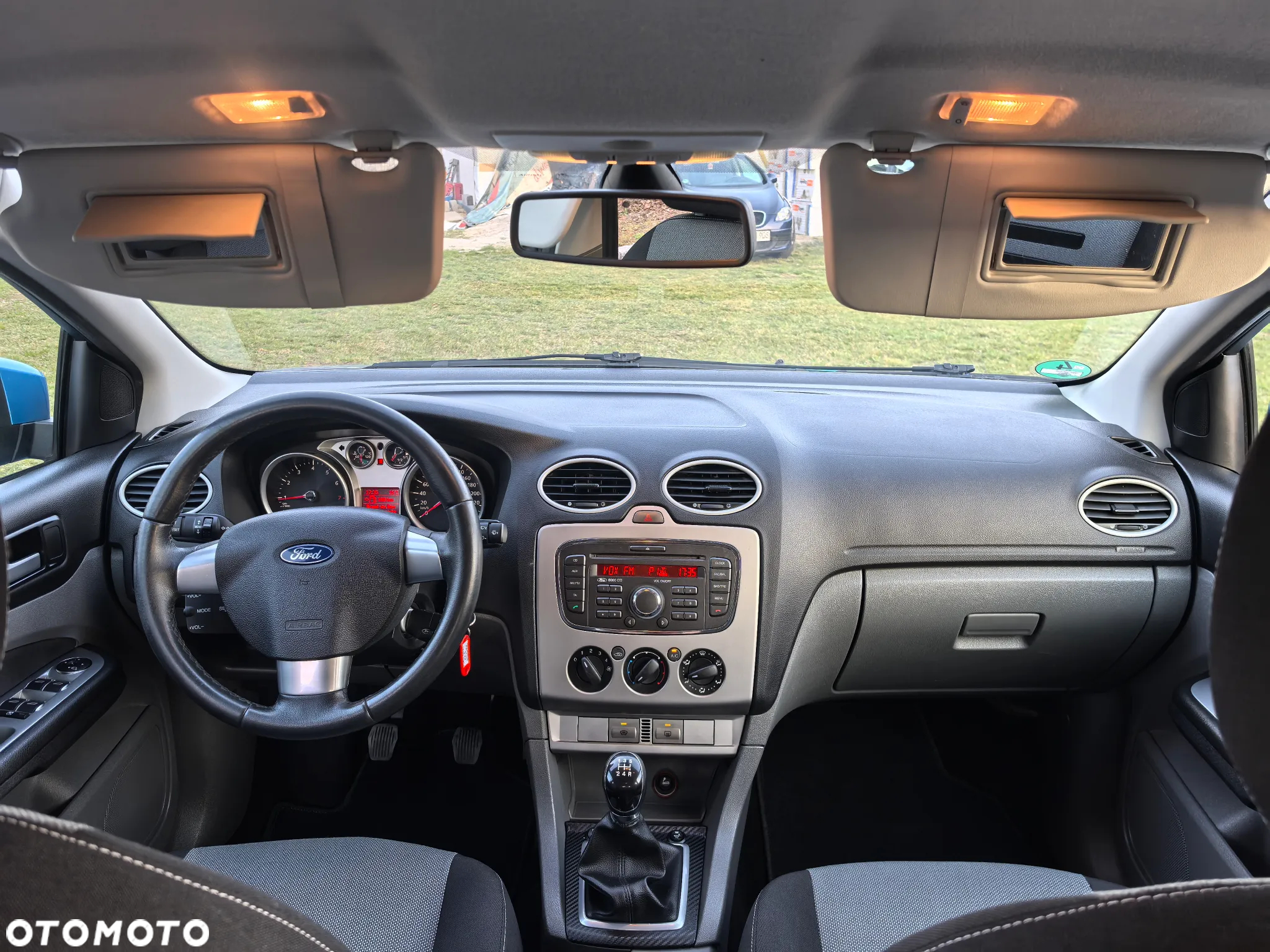 Ford Focus 1.6 16V Style+ - 17