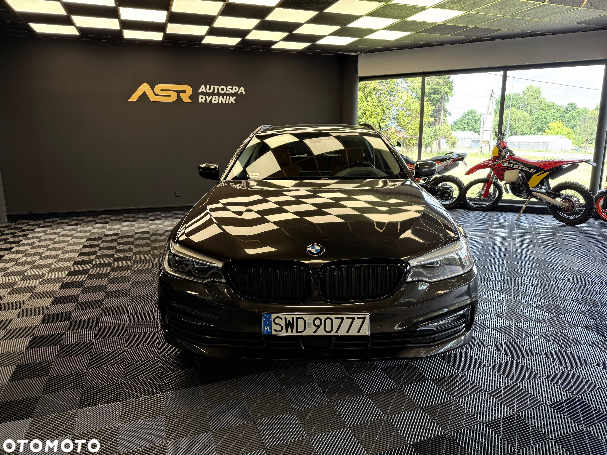 BMW Seria 5 520d Luxury Line sport - 3
