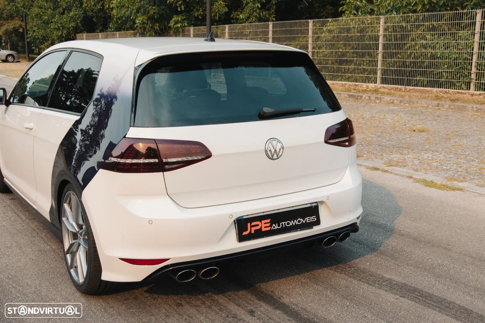 VW Golf R 4Motion BlueMotion - 13