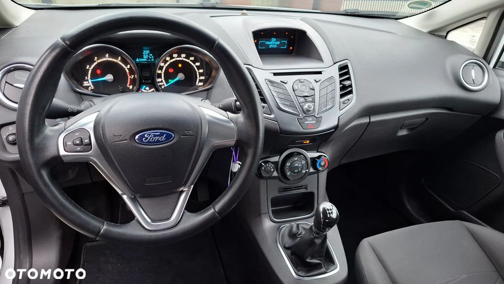 Ford Fiesta 1.25 Ambiente EU5 - 20