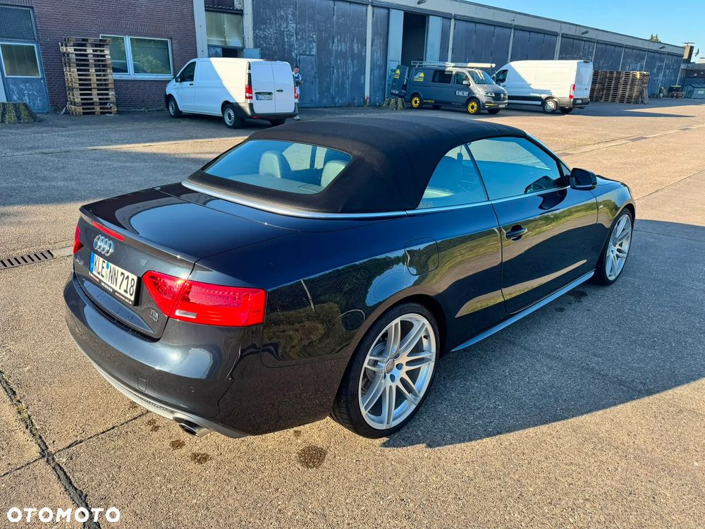 Audi A5 Cabrio - 6