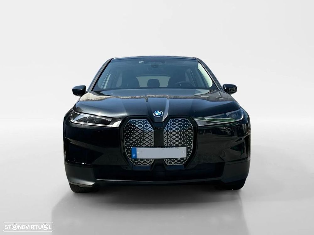 BMW iX xDrive 40 - 9