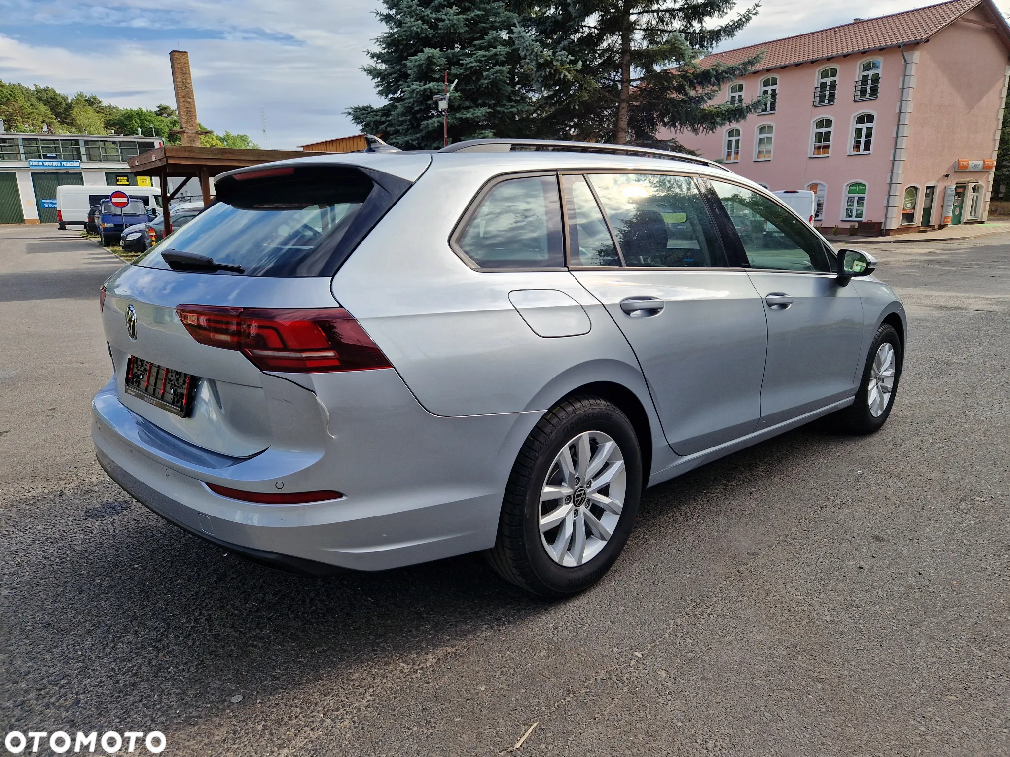 Volkswagen Golf 2.0 TDI SCR - 12