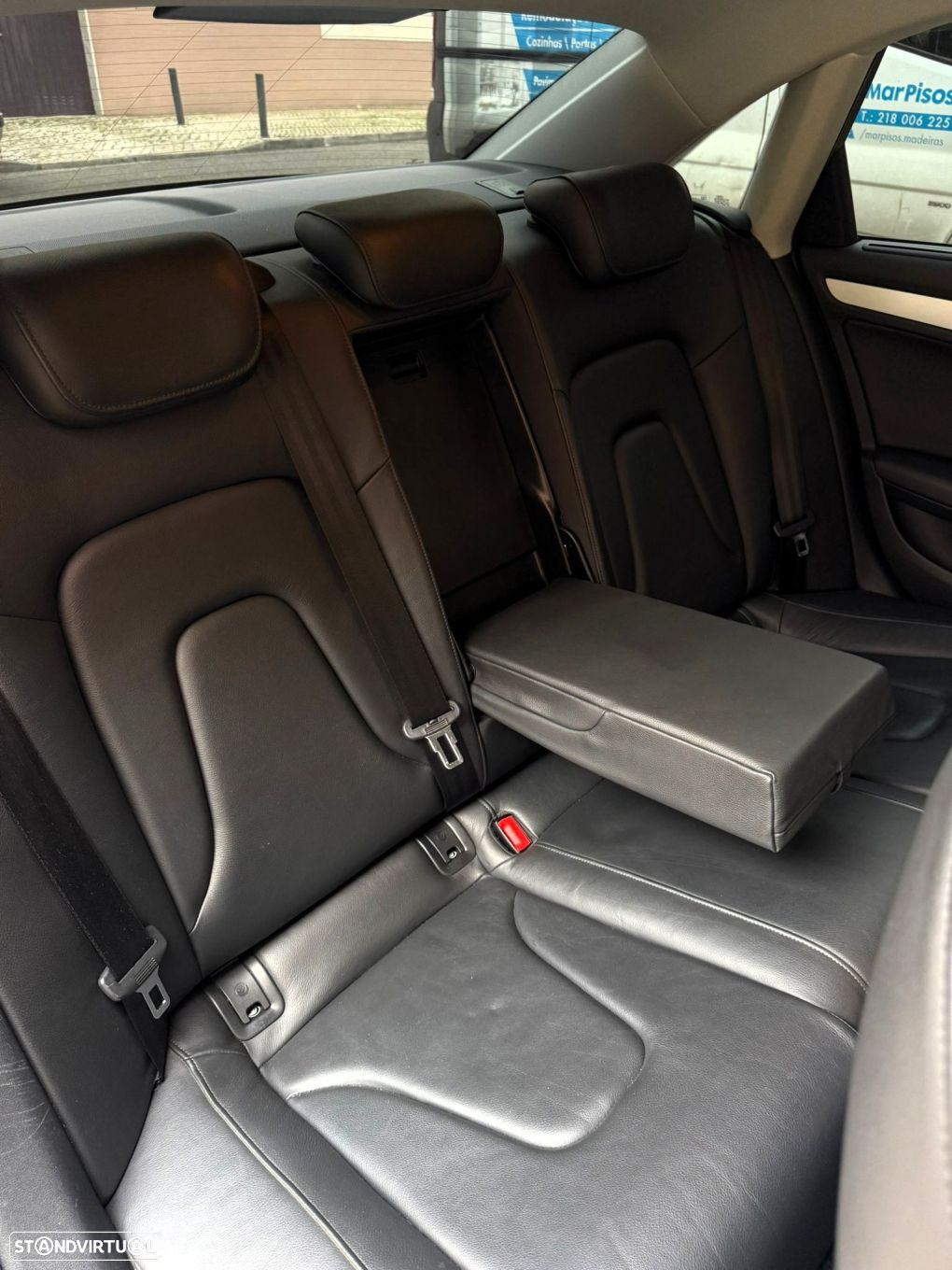 Audi A4 2.0 TDI exclusive - 22