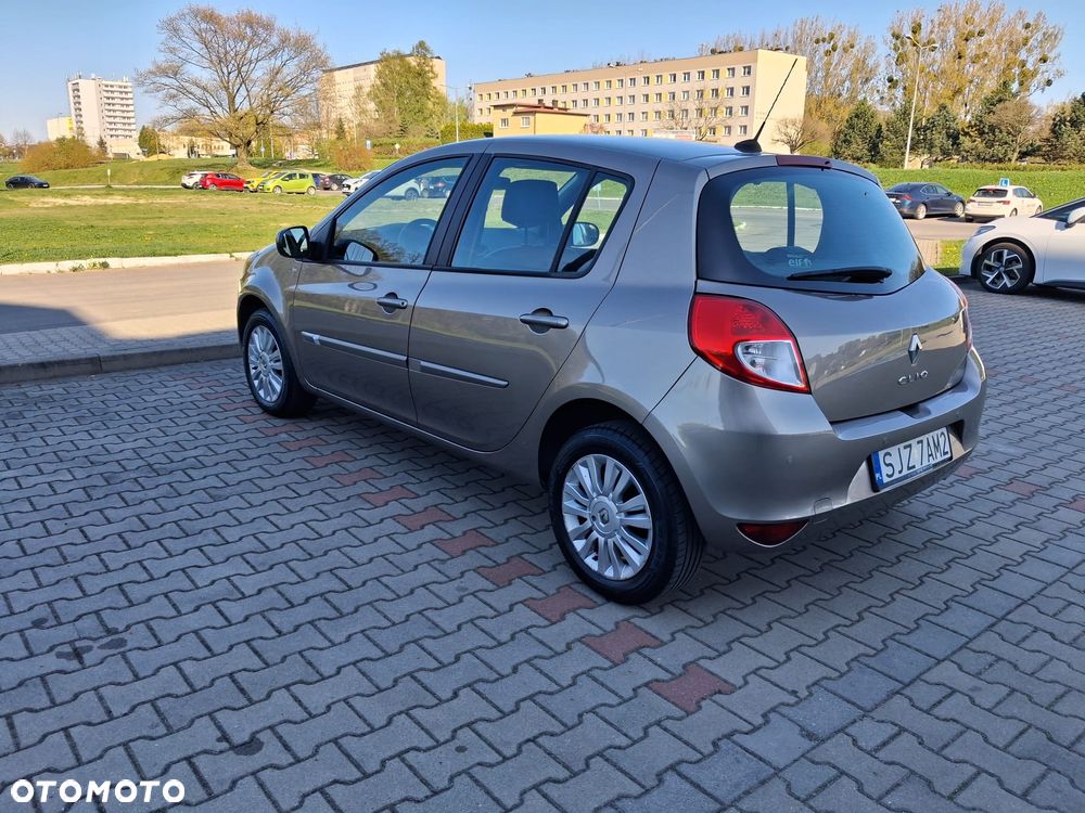 Renault Clio 1.2 16V Night&Day - 4
