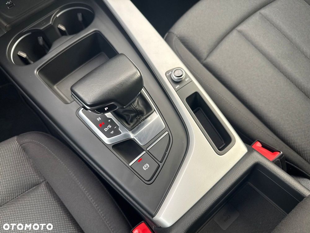 Audi A4 Avant 35 TFSI mHEV S tronic - 21