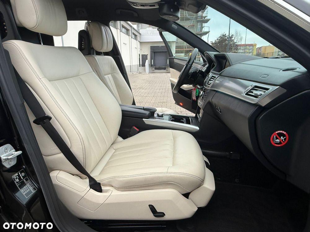 Mercedes-Benz Klasa E 350 T BlueTEC 4Matic 7G-TRONIC Avantgarde - 31