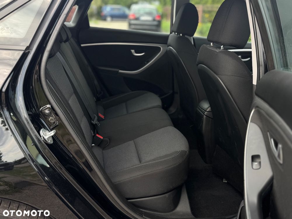 Hyundai i30 1.6 Style - 12