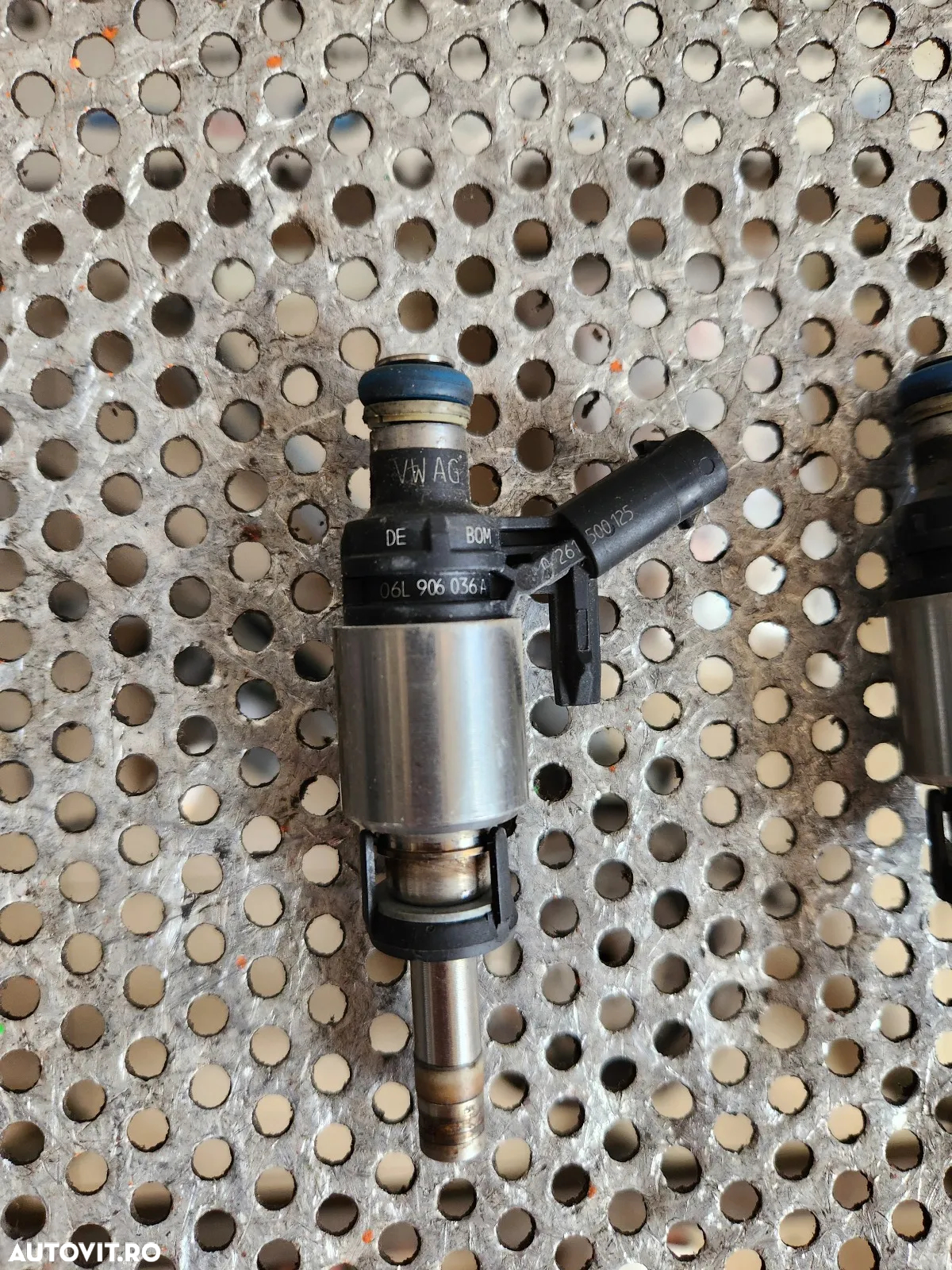 Injectoare Injector Vw Seat Skoda 2.0 TSI TFSI  Cod 06LA - Dezmembrari Arad - 6