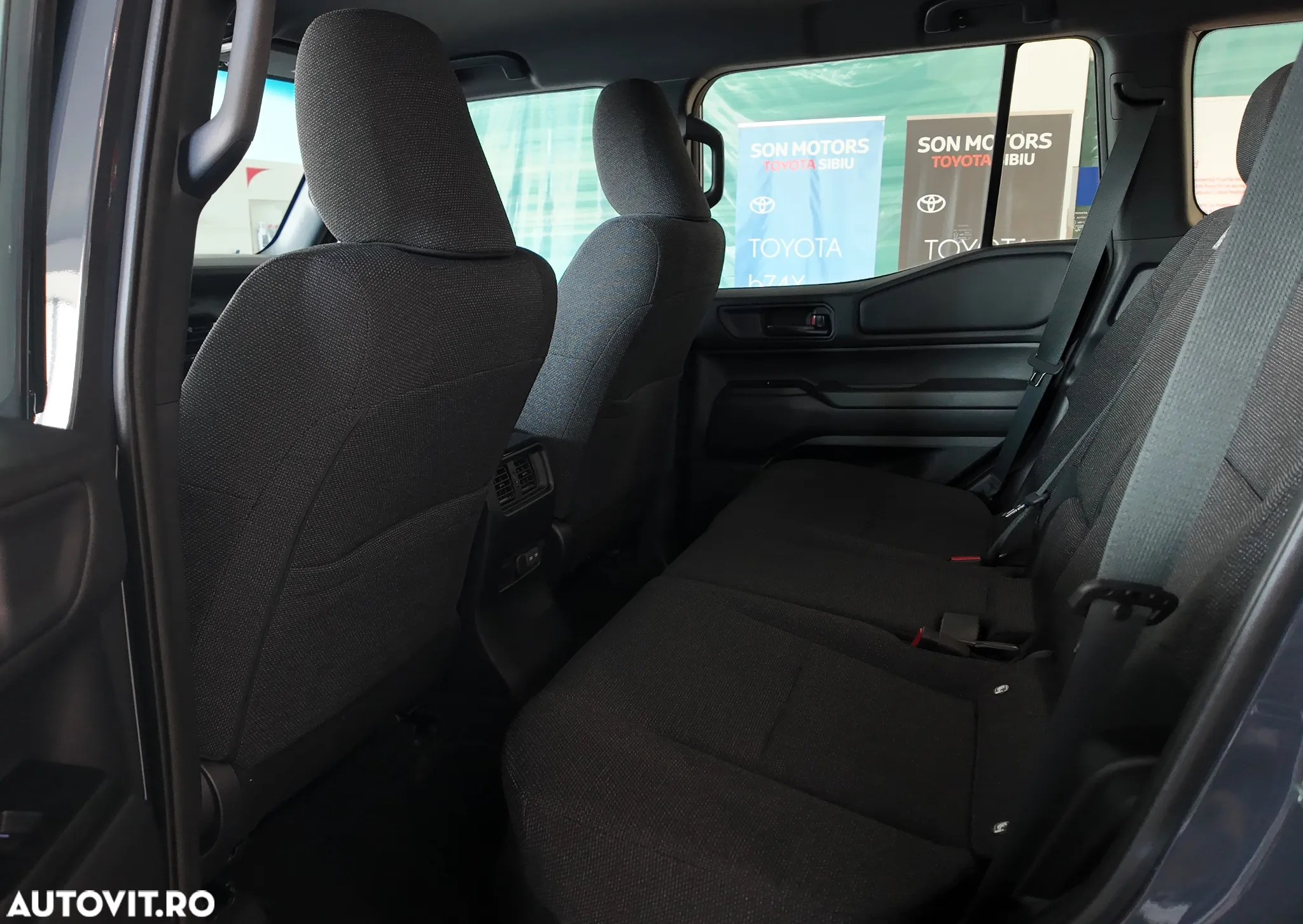 Toyota Land Cruiser 250 2.8l D-4D 204 CP A/T 5 locuri Dynamic - 23