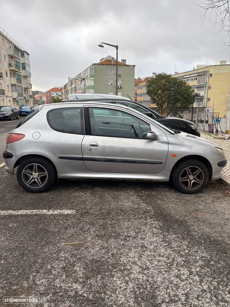 Peugeot 206 1.1 Color Line - 4