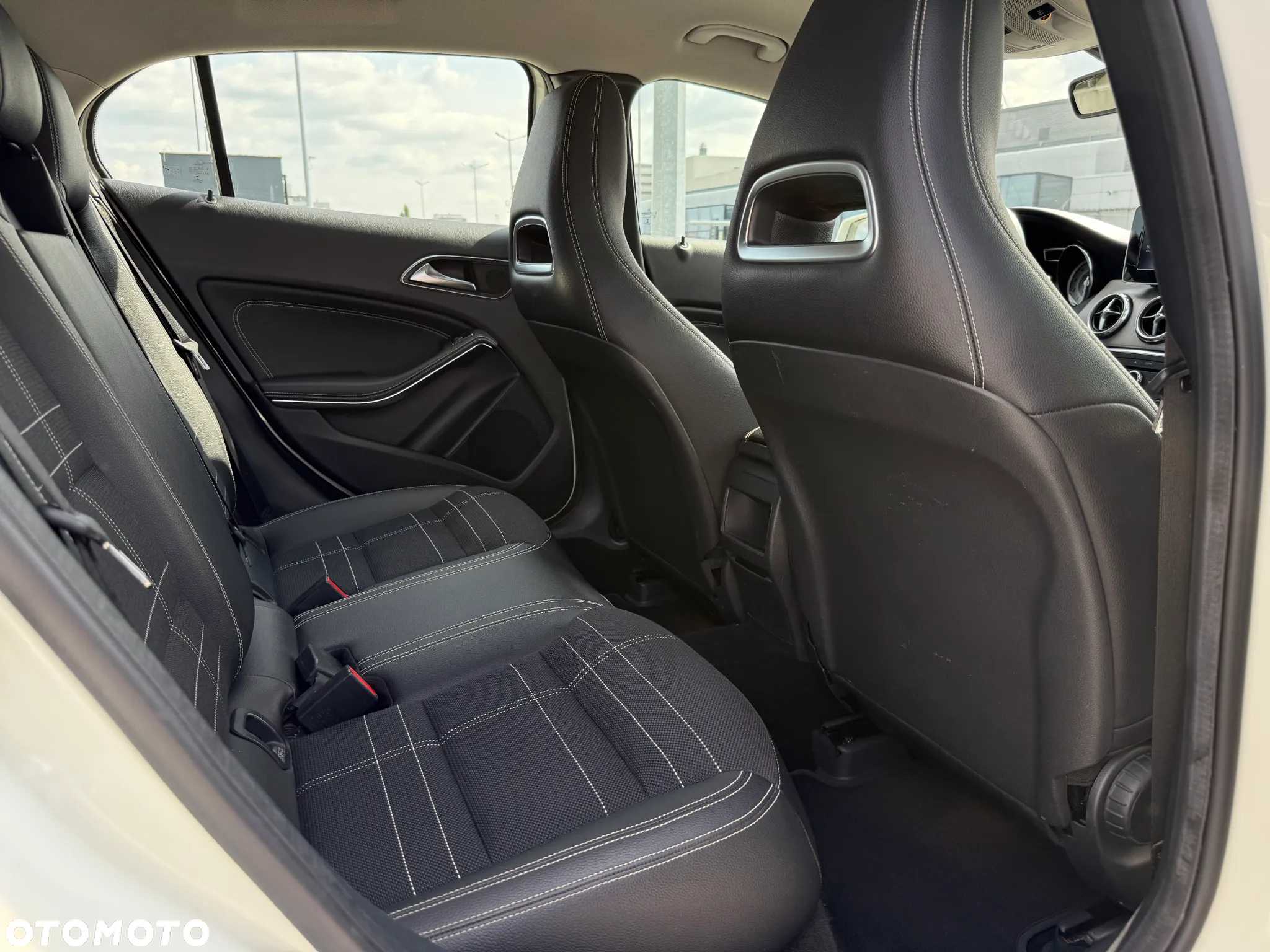 Mercedes-Benz GLA 250 4-Matic - 19