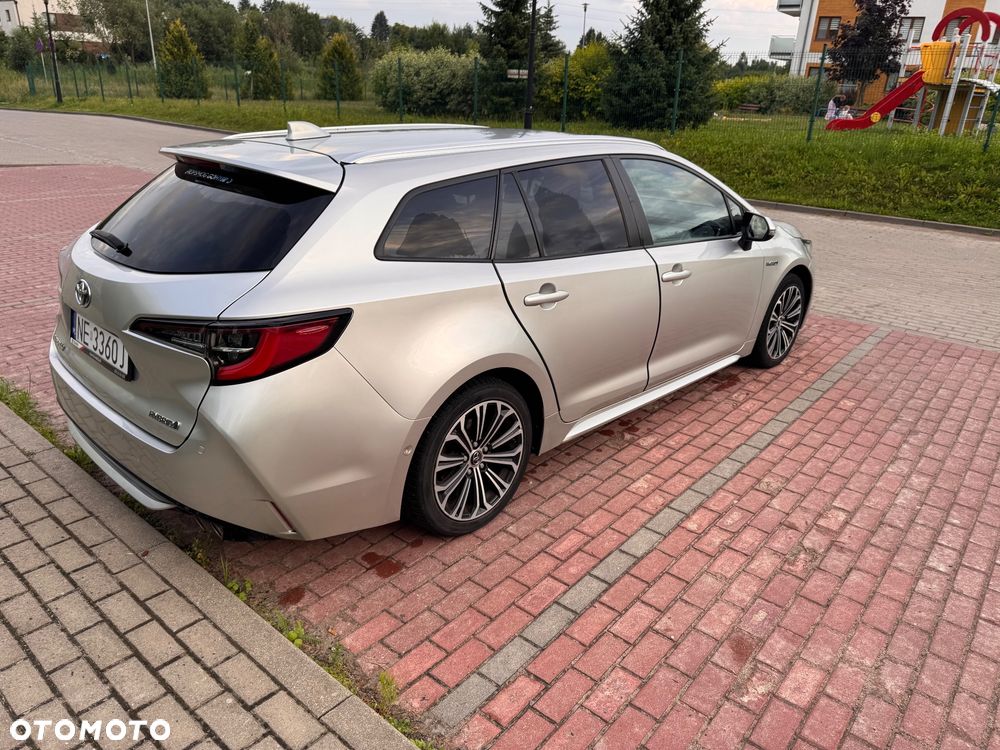 Toyota Corolla - 4