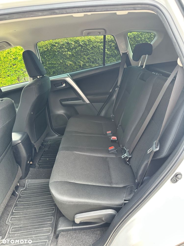 Toyota RAV4 2.0 Active 4x4 - 21