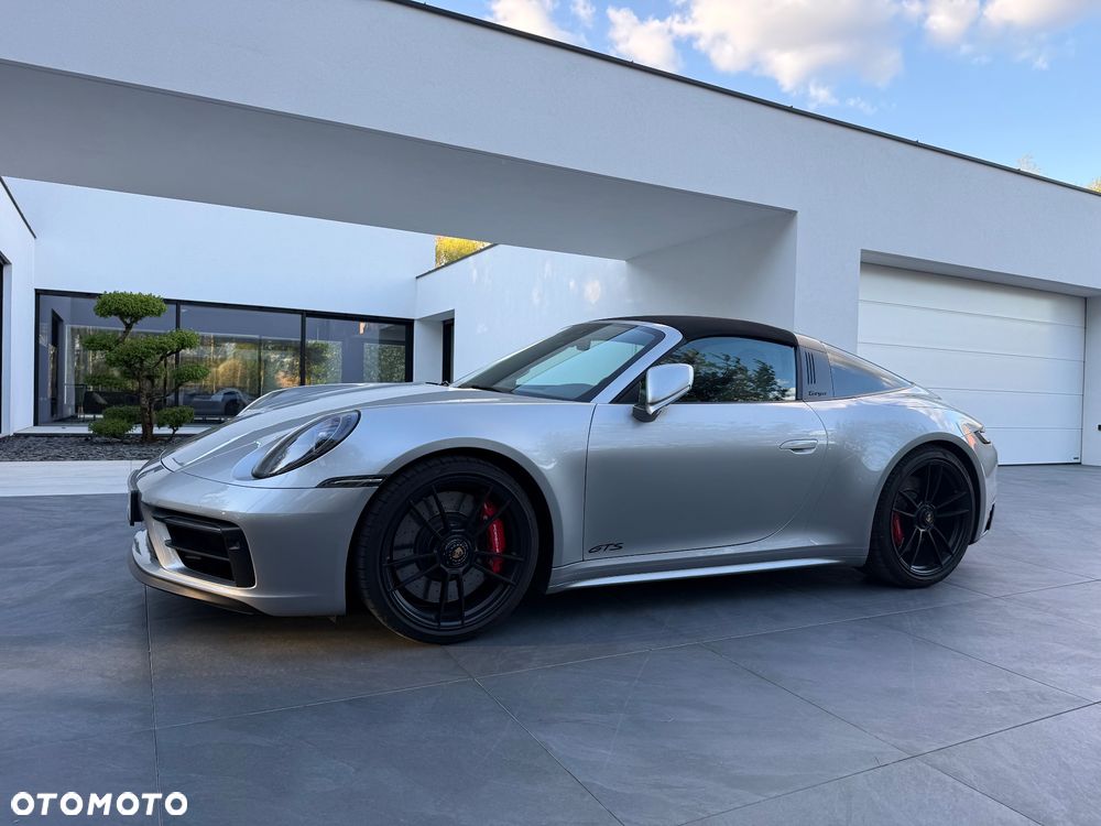 Porsche 911 Targa 4 GTS - 1