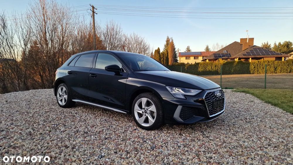 Audi A3 Sportback - 12