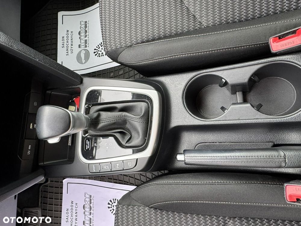 Kia Ceed 1.5 T-GDI M DCT - 24