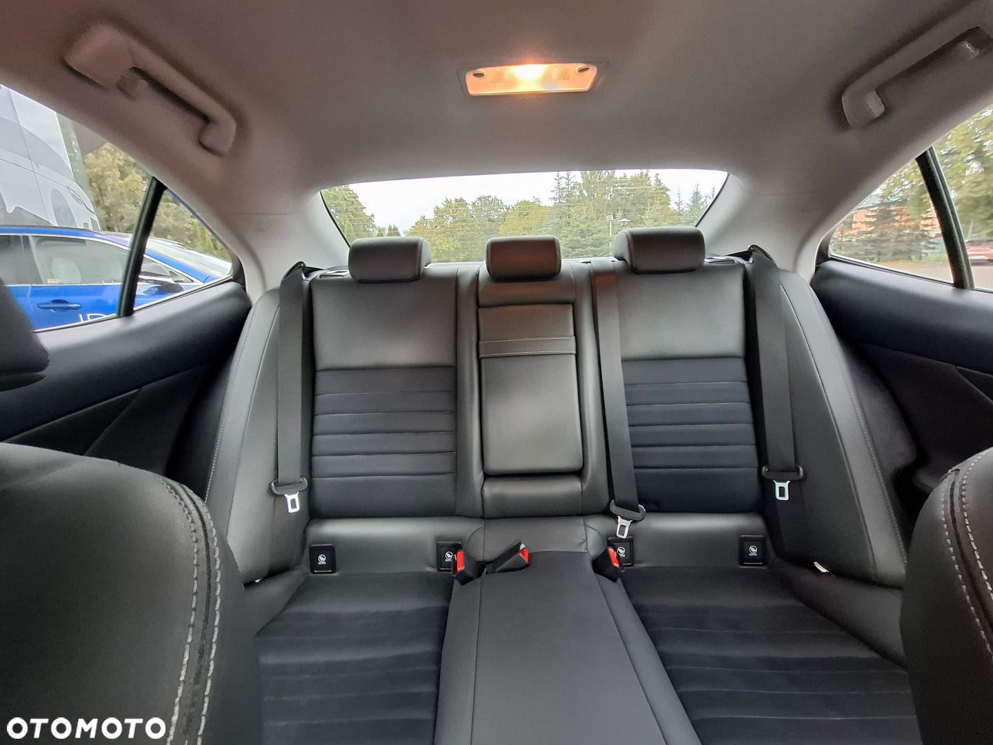 Lexus IS 200t Elegance - 28