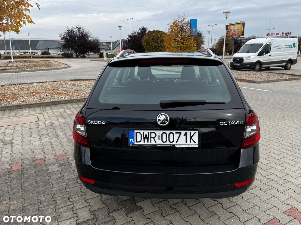 Skoda Octavia 1.4 TSI Style DSG - 5
