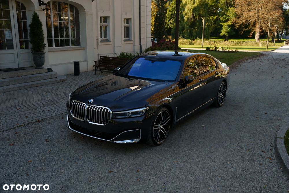 BMW Seria 7 730d mHEV - 1