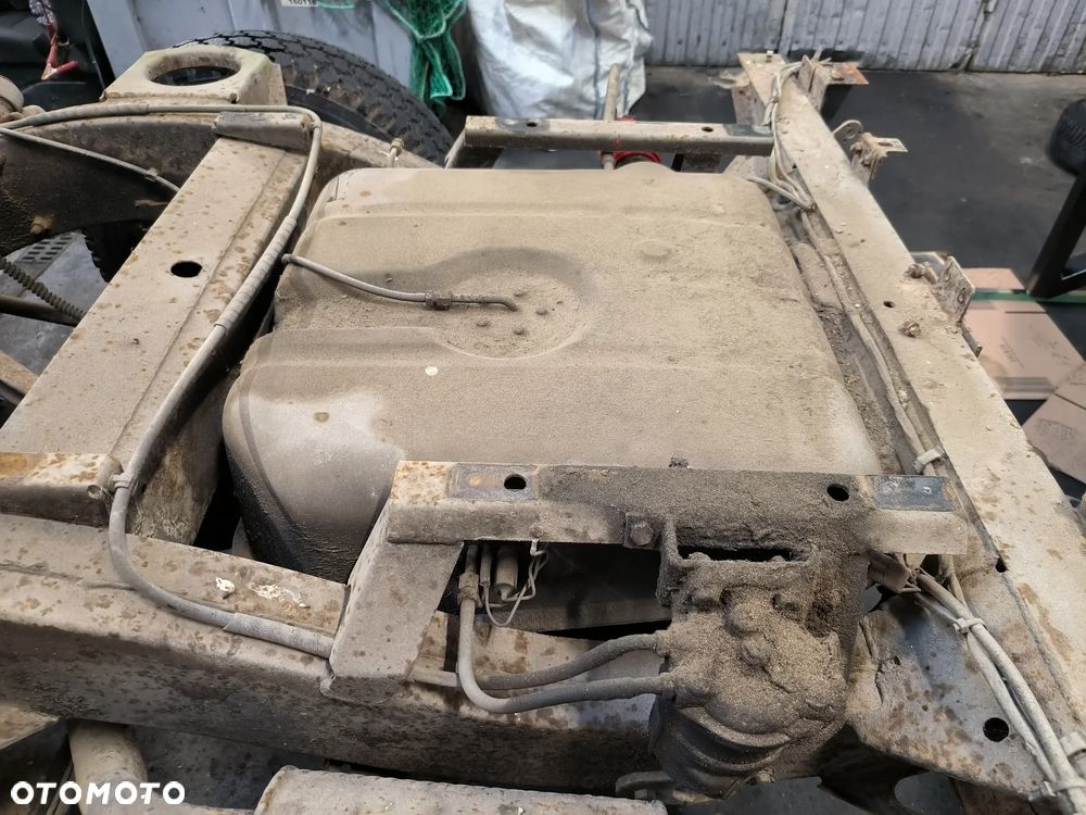Zbiornik paliwa bak diesel Land Rover Defender 110 Pickup - 1