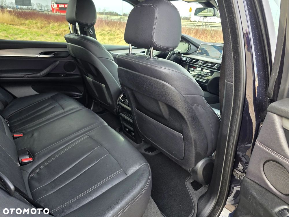 BMW X5 xDrive25d - 11
