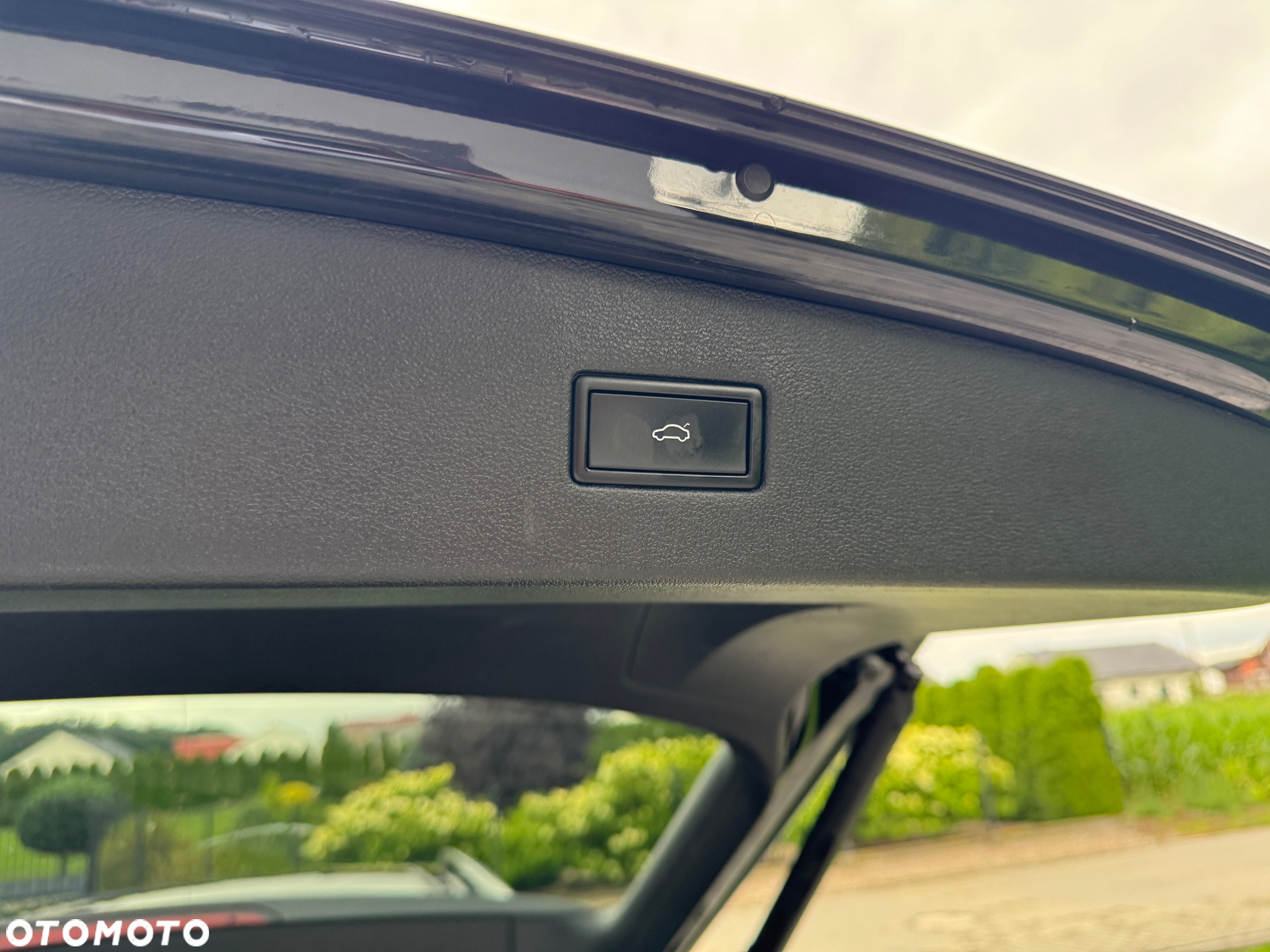 Volkswagen Tiguan 2.0 TDI SCR DSG Elegance - 29