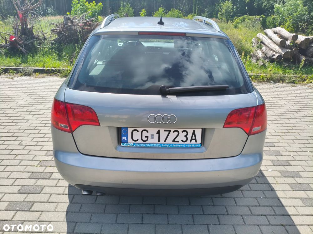 Audi A4 Avant 2.0 TDI - 10