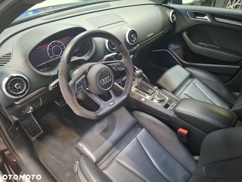 Audi RS3 Sportback - 11