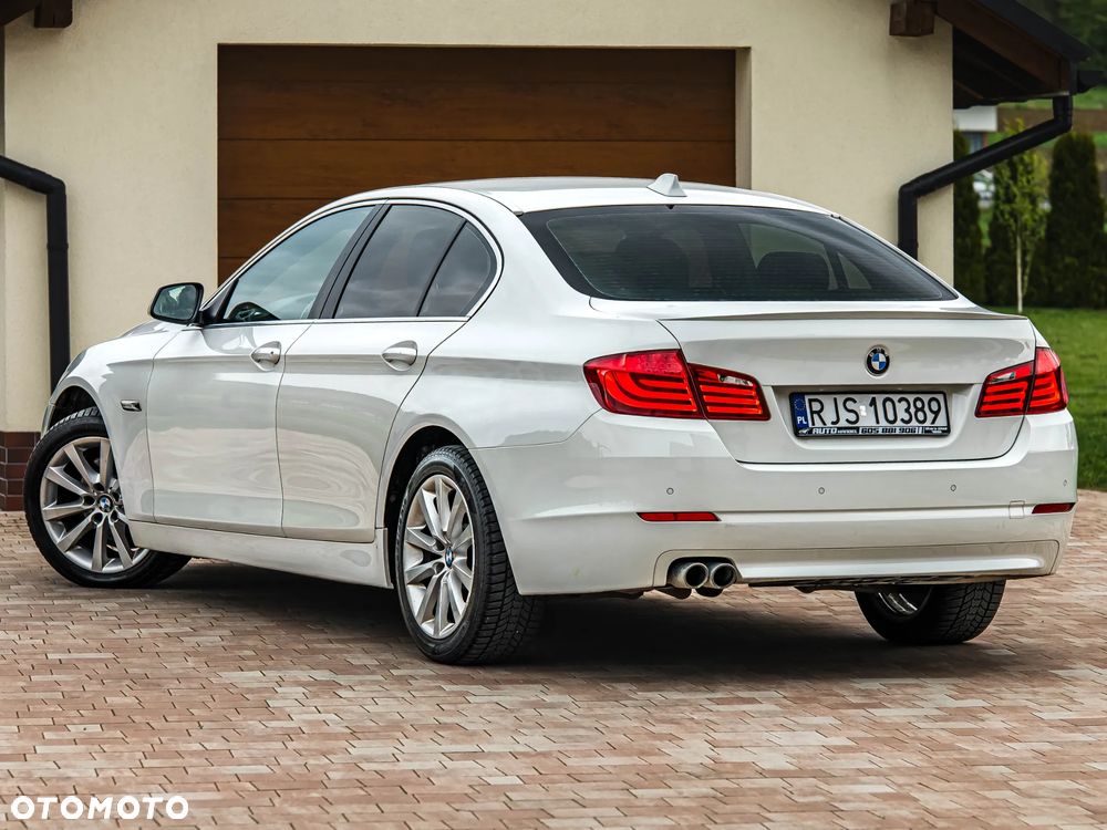 BMW Seria 5 520d Sport-Aut - 4