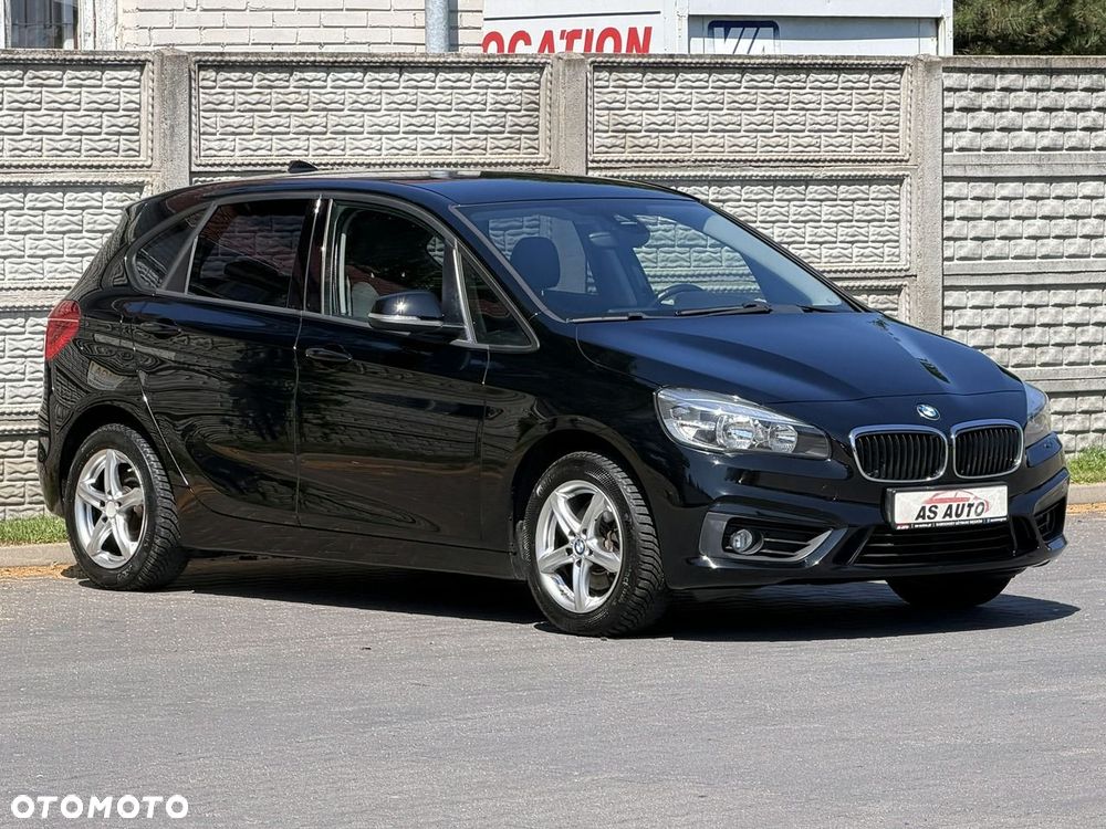 BMW Seria 2 218d - 30