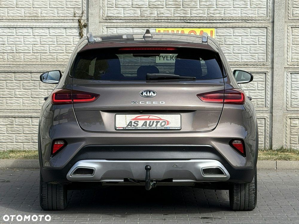 Kia XCeed 1.0 T-GDI L Business Line - 39