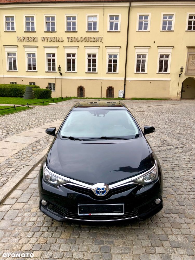 Toyota Auris Hybrid 135 Comfort - 2