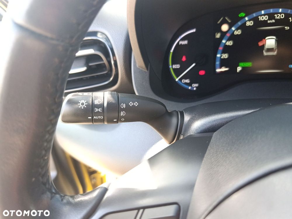 Toyota Yaris Cross Hybrid 1.5 Comfort - 30