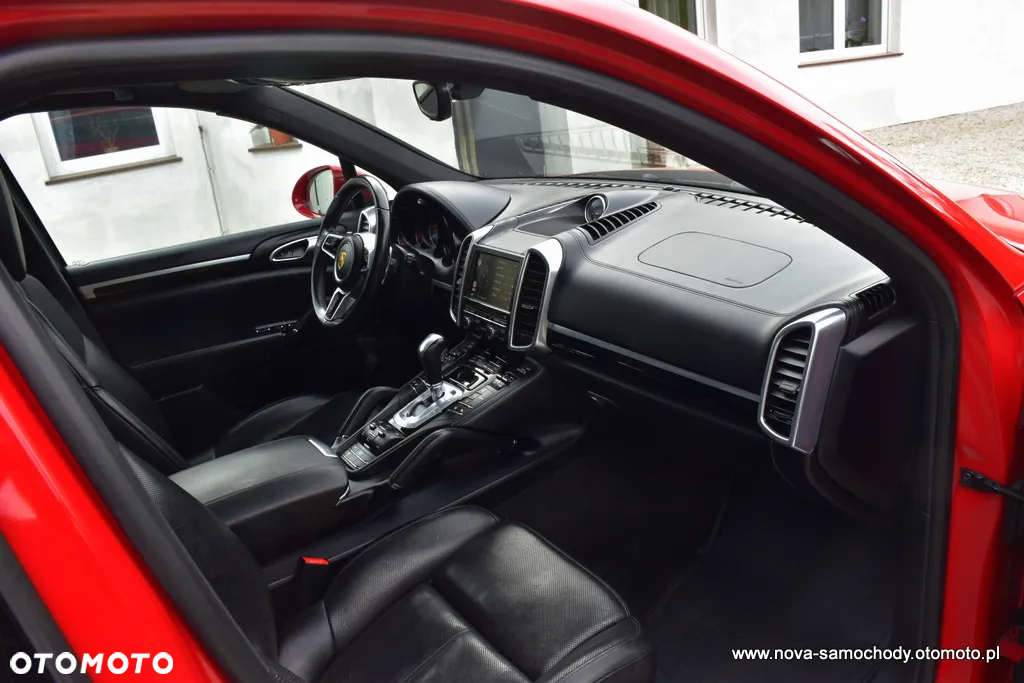 Porsche Cayenne S Diesel Platinum Edition - 23