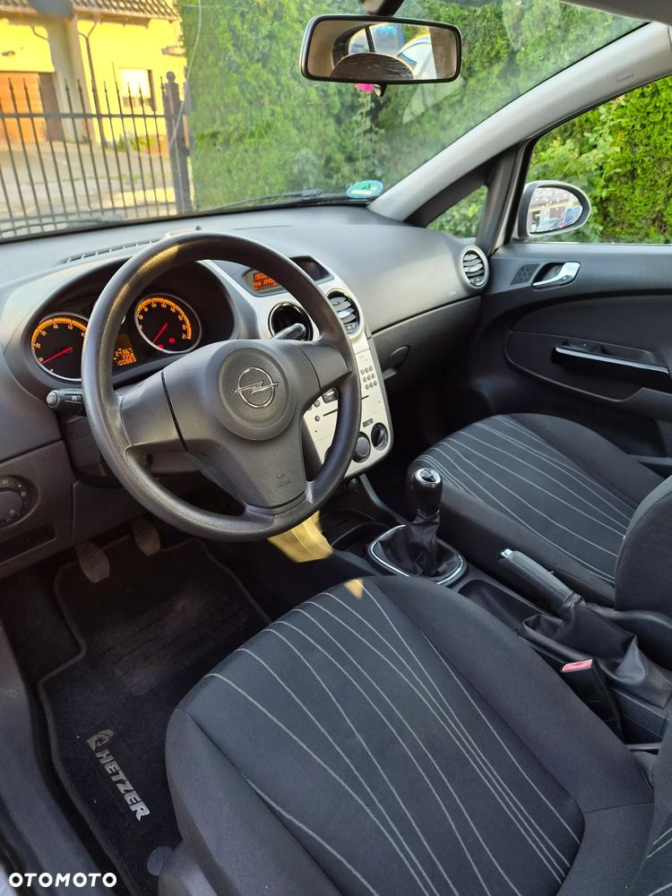 Opel Corsa 1.4 16V Enjoy - 12