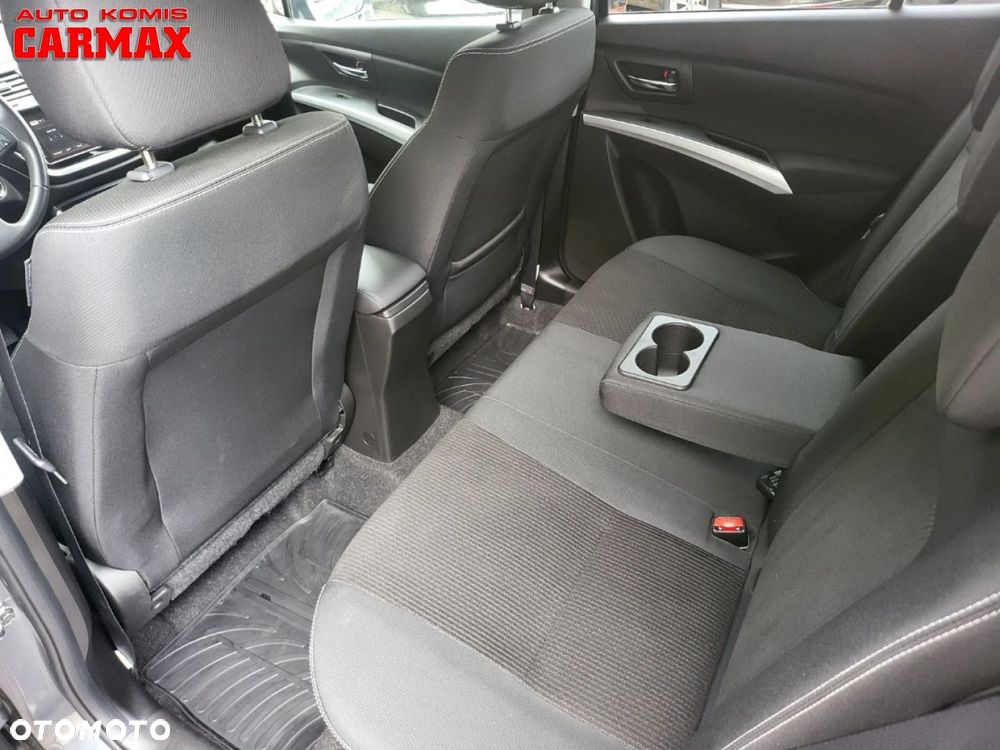 Suzuki S-Cross - 26