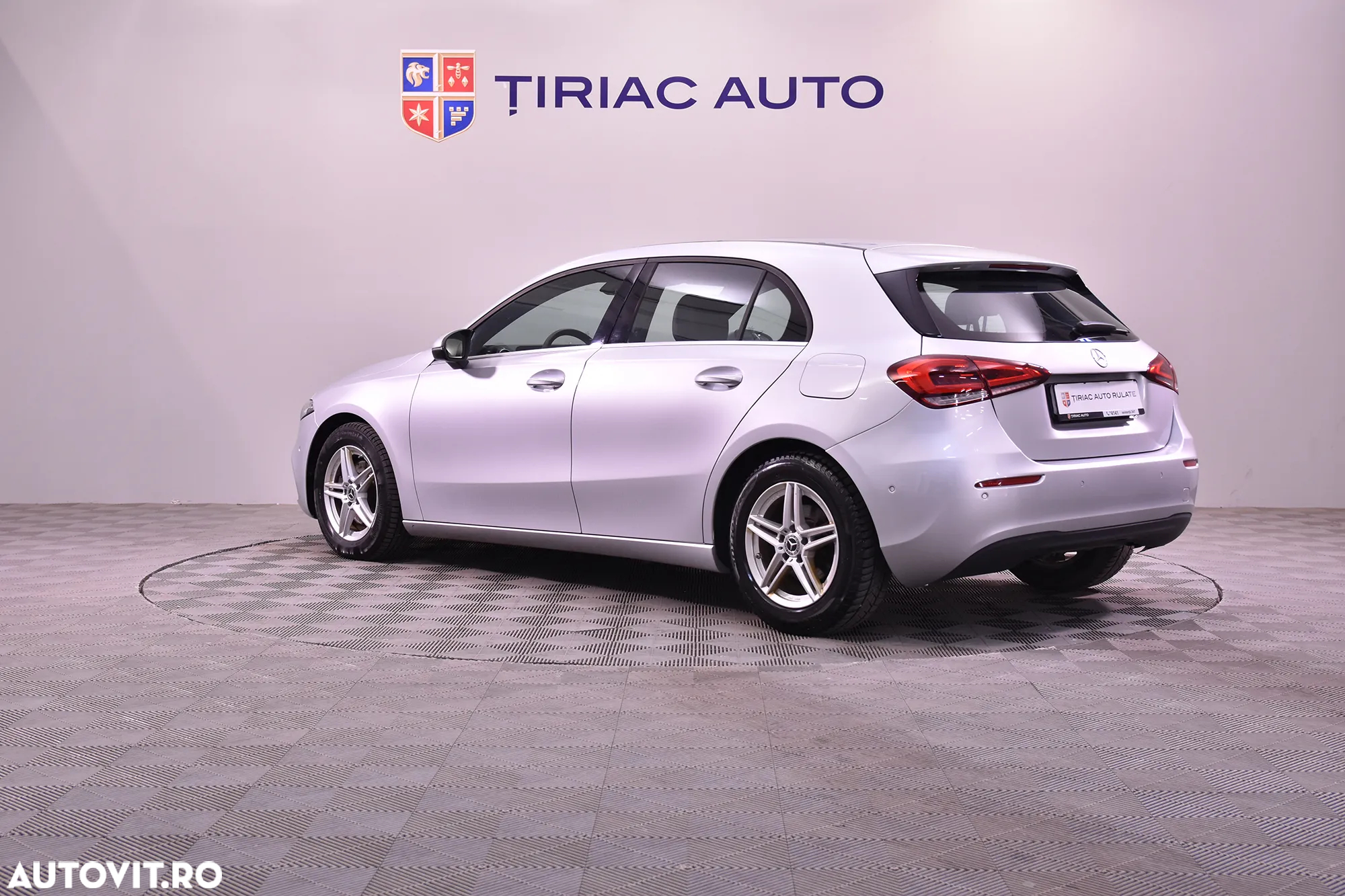 Mercedes-Benz A 200 d 4Matic 8G-DCT - 3