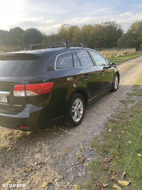 Toyota Avensis 2.0 D-4D Style - 22