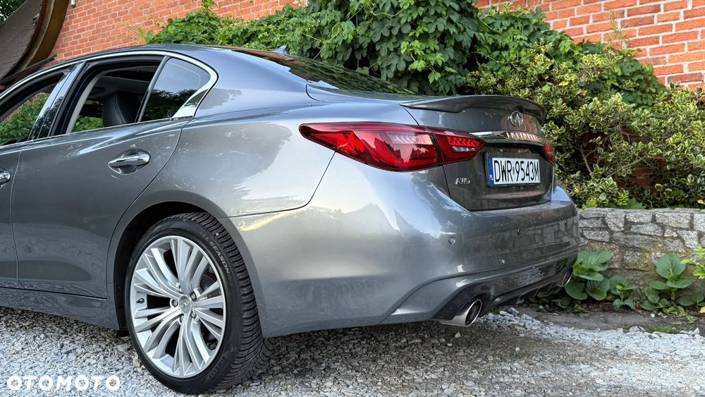 Infiniti Q50 - 2
