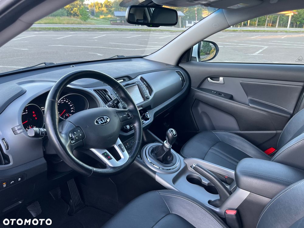 Kia Sportage 1.7 CRDI 2WD Dream-Team Edition - 15
