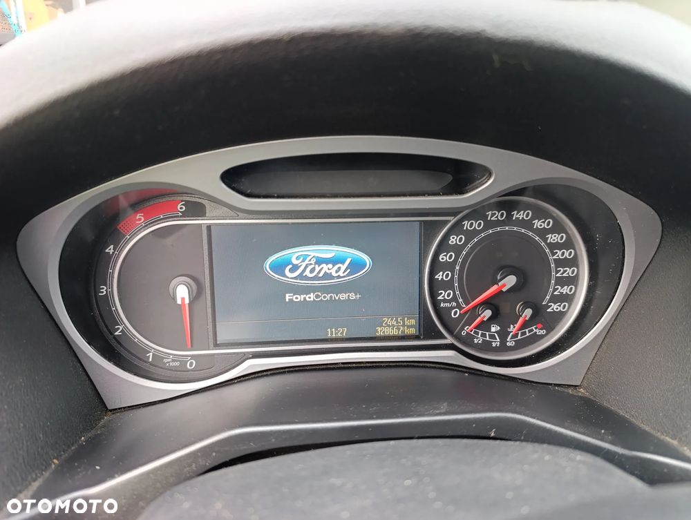 Ford Mondeo 2.0 TDCi Titanium - 4