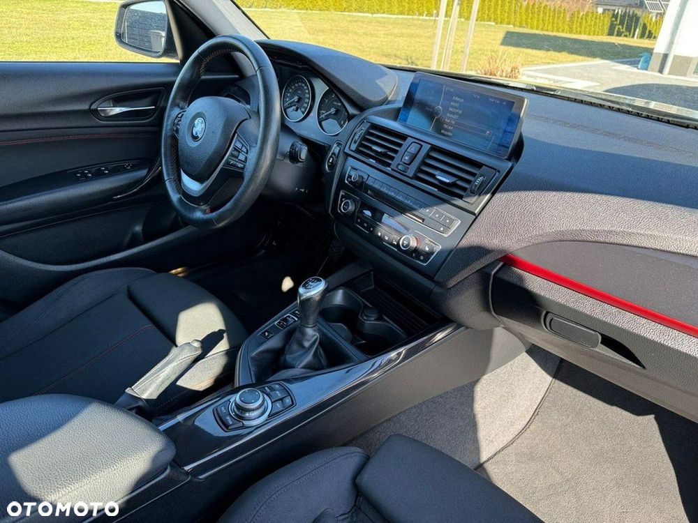 BMW Seria 1 118d Sport Line - 29