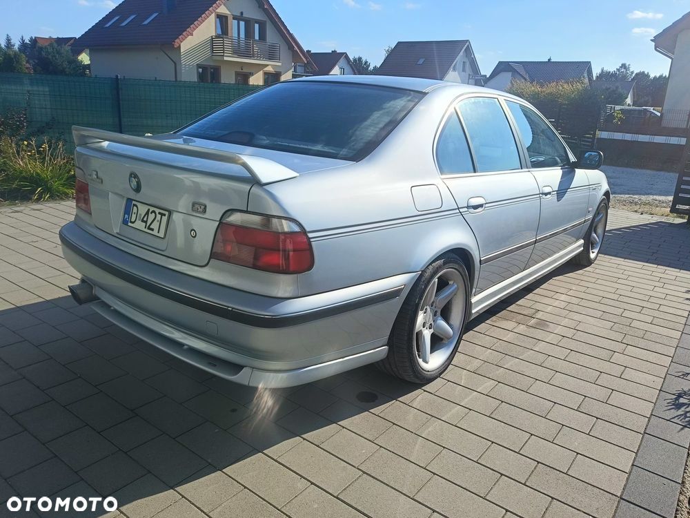 BMW Seria 5 - 1